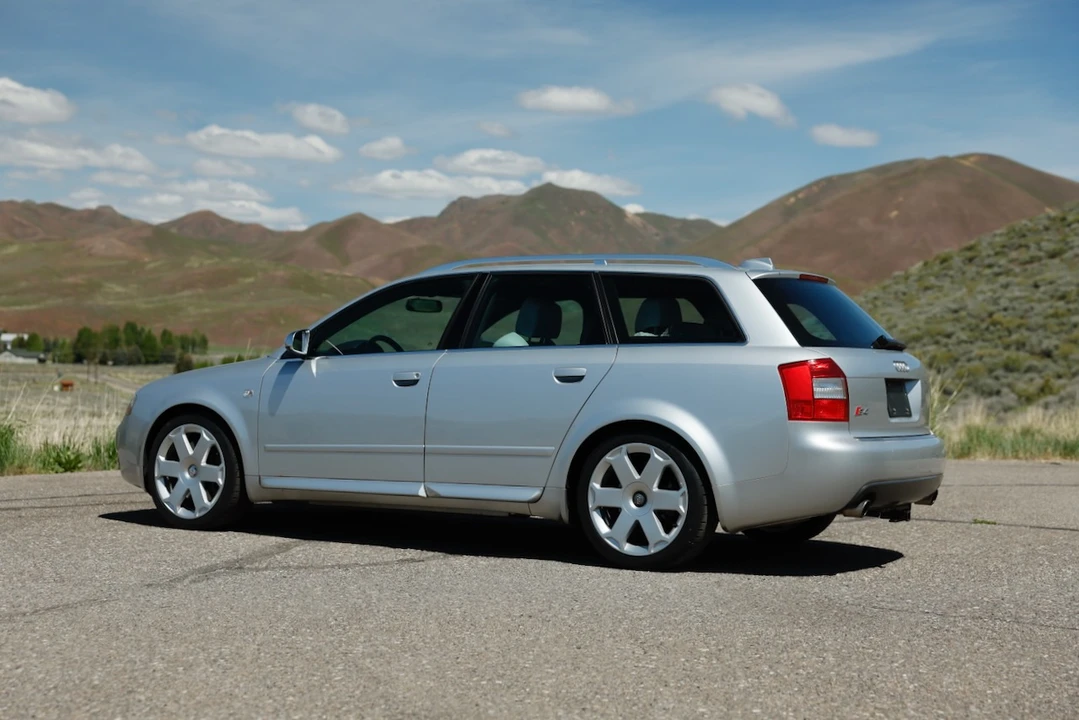 2004 Audi B6 S4 - Image 10 of 31