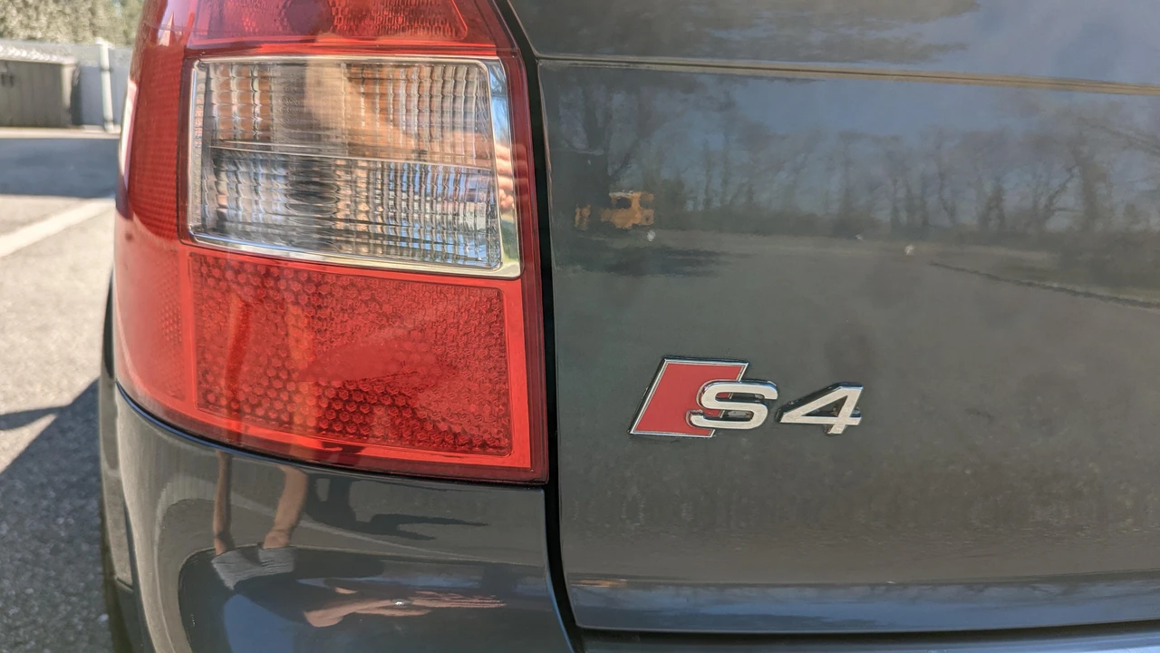 2004 Audi B6 S4 - Image 24 of 31