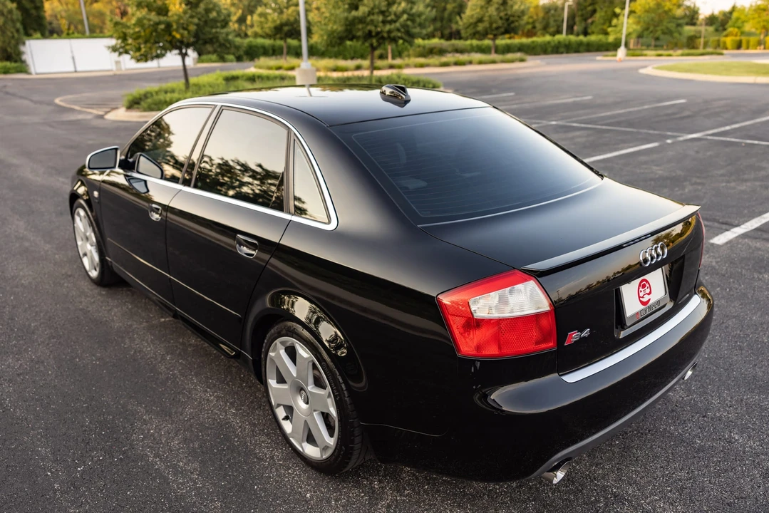 2004 Audi B6 S4 - Image 13 of 31