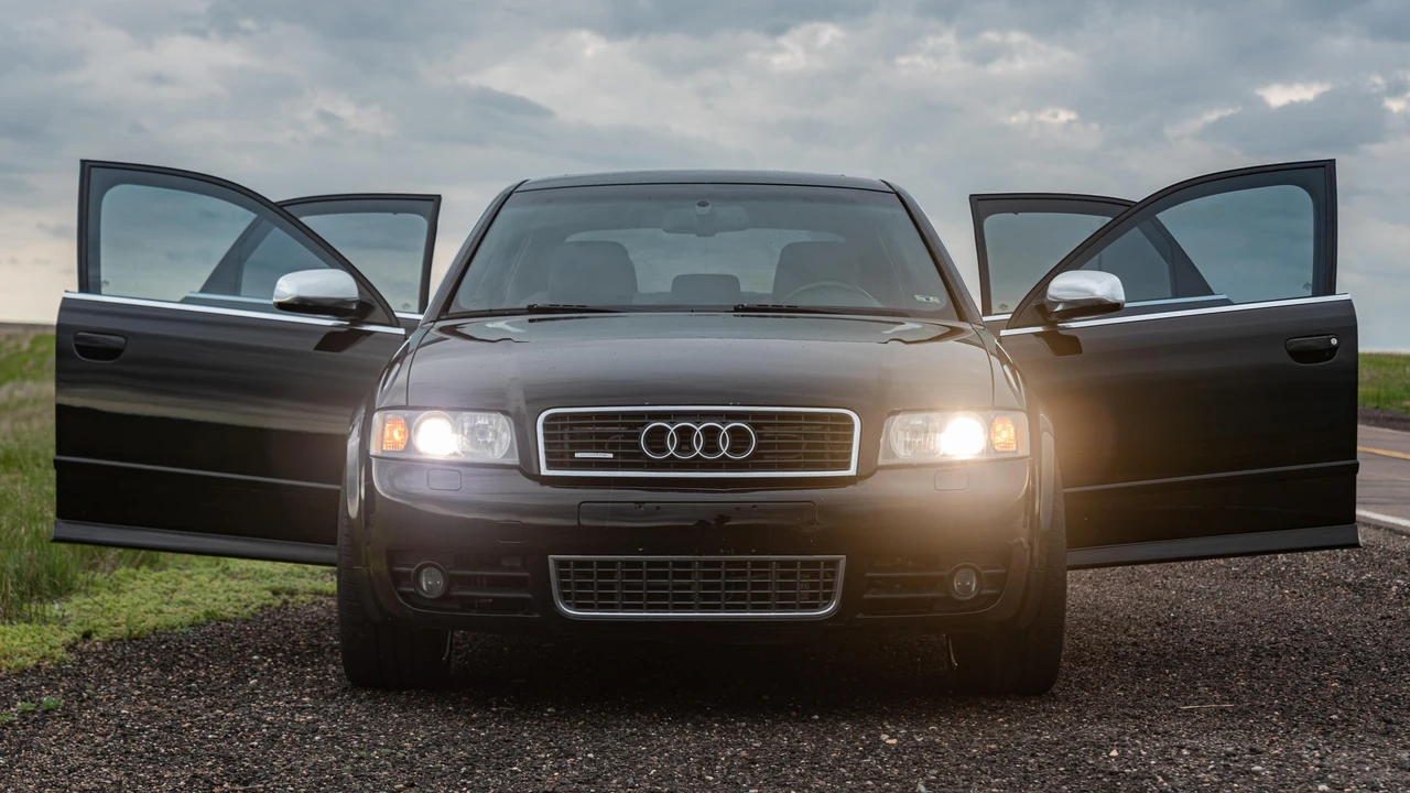 2004 Audi B6 S4 - Image 30 of 31