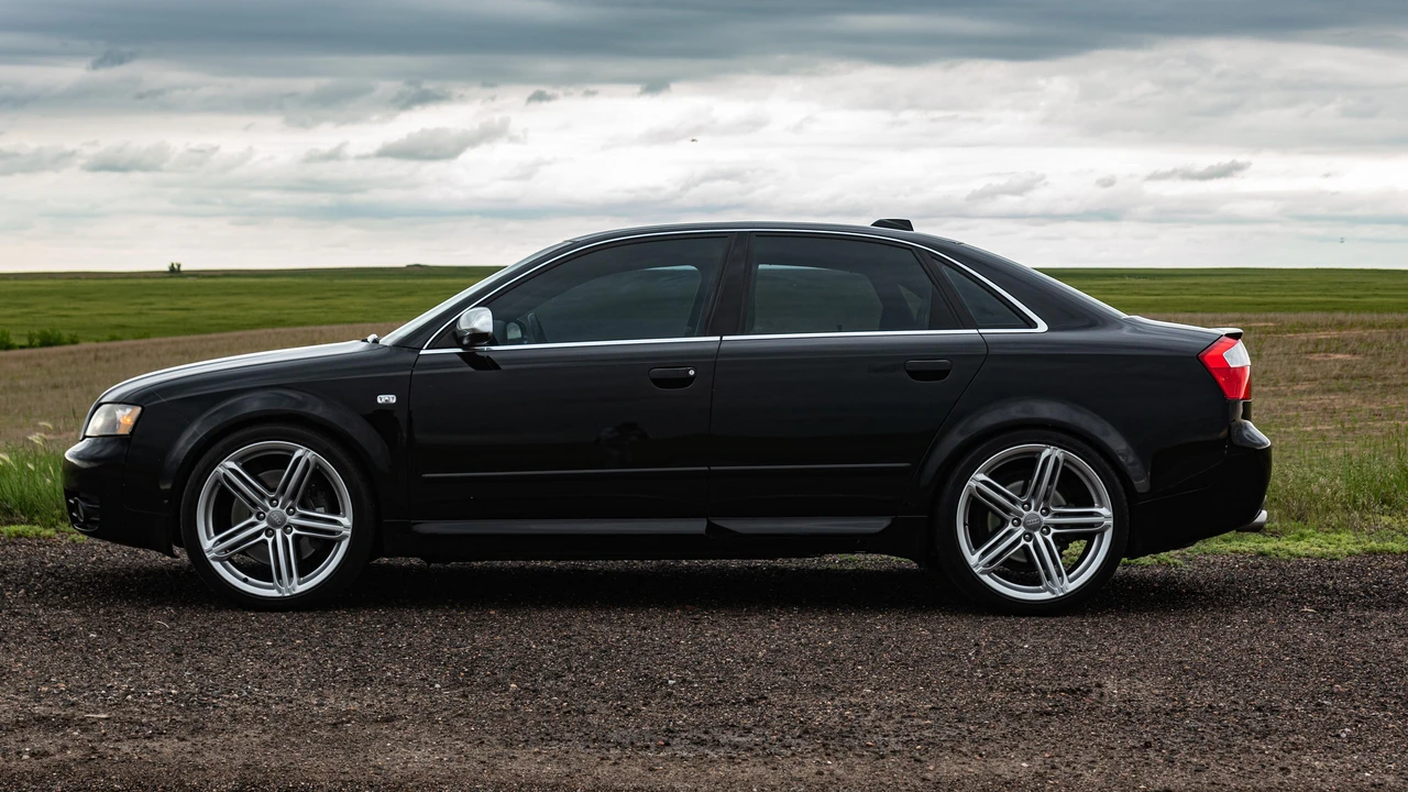 2004 Audi B6 S4 - Image 14 of 31