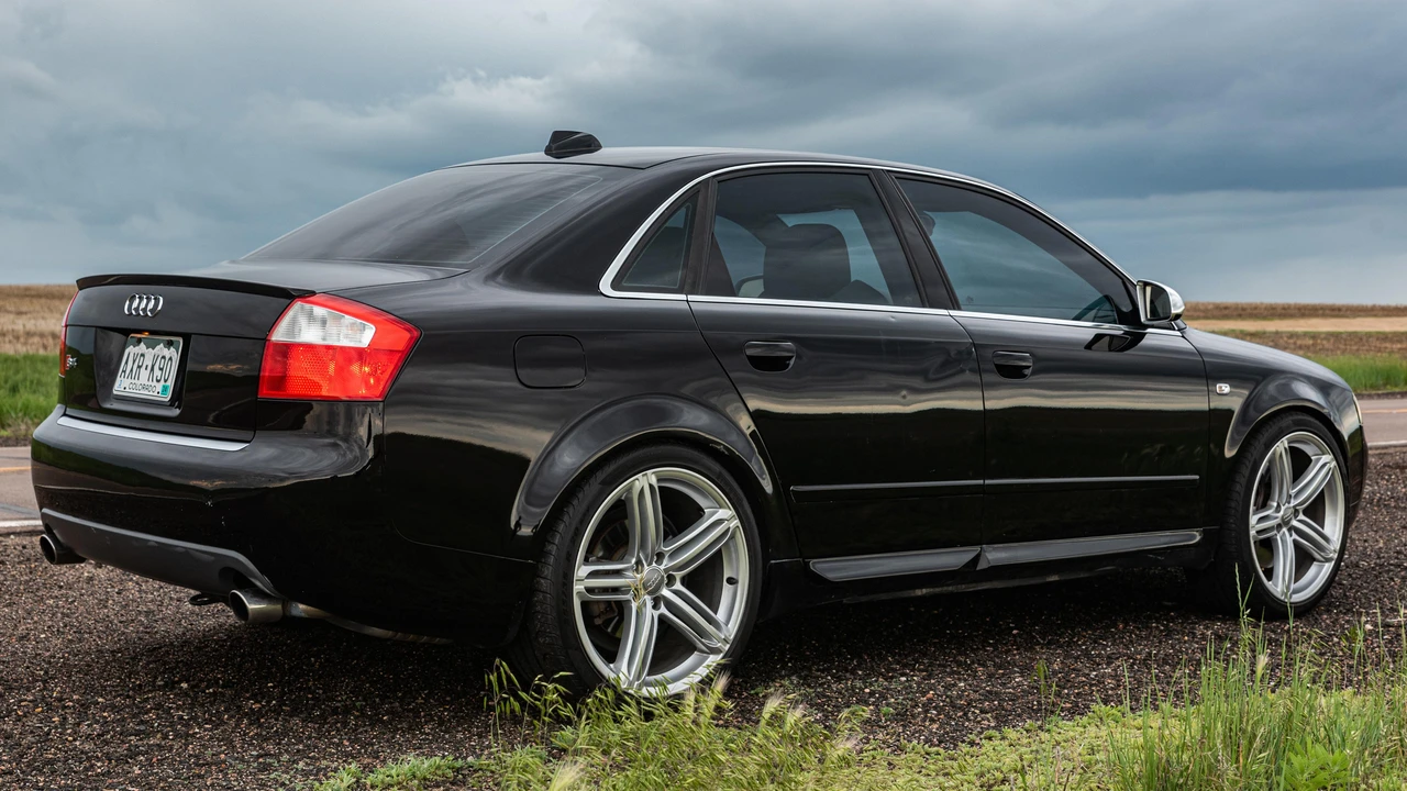 2004 Audi B6 S4 - Image 23 of 31