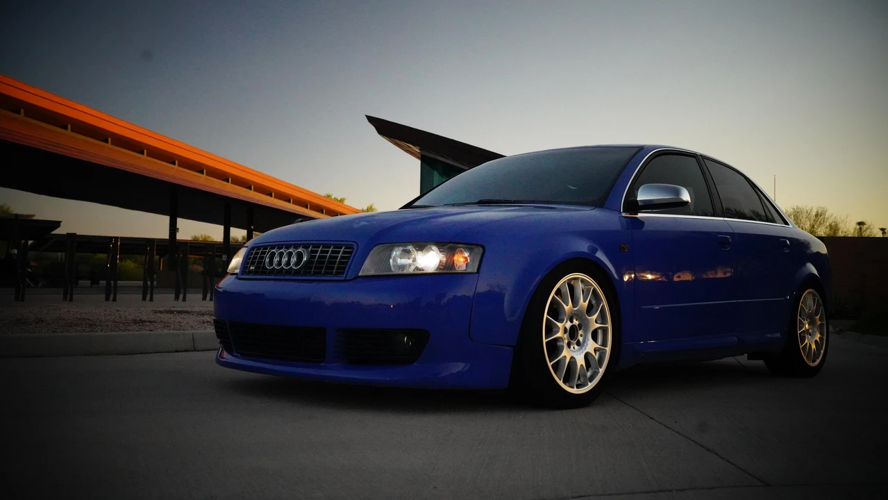 2004 Audi B6 S4 - Image 9 of 31