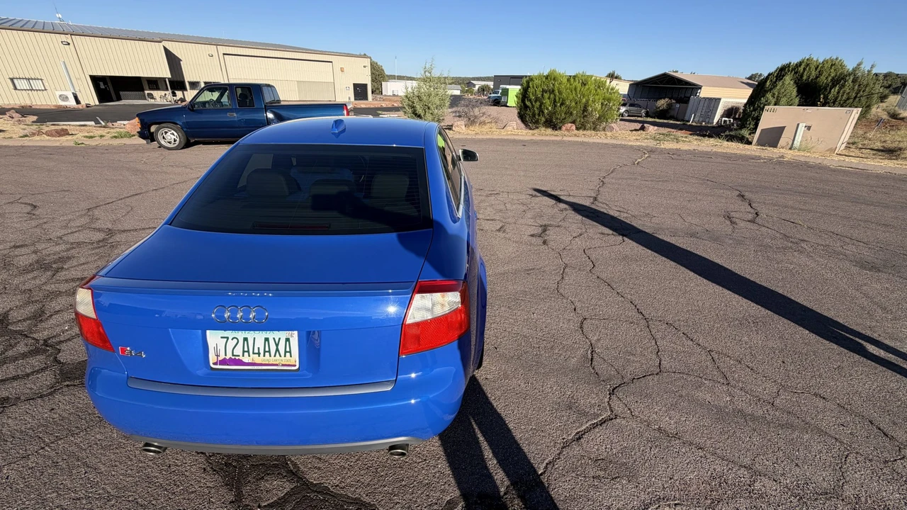 2004 Audi B6 S4 - Image 11 of 31