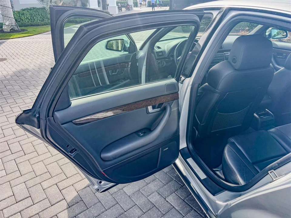 2004 Audi B6 S4 - Image 16 of 31