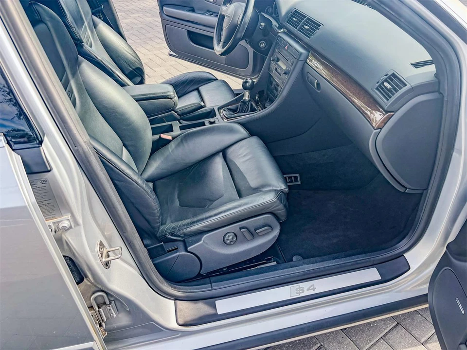 2004 Audi B6 S4 - Image 21 of 31