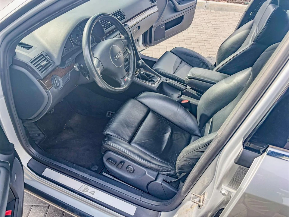 2004 Audi B6 S4 - Image 23 of 31