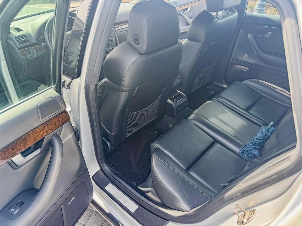 2004 Audi B6 S4 - Image 28 of 31