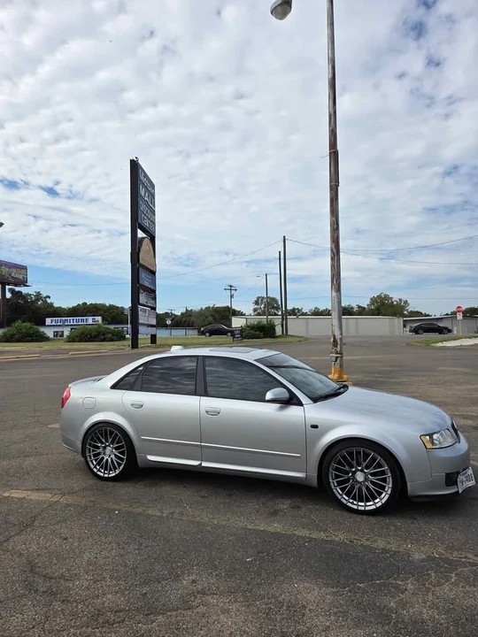 2004 Audi B6 A4 - Image 2 of 6