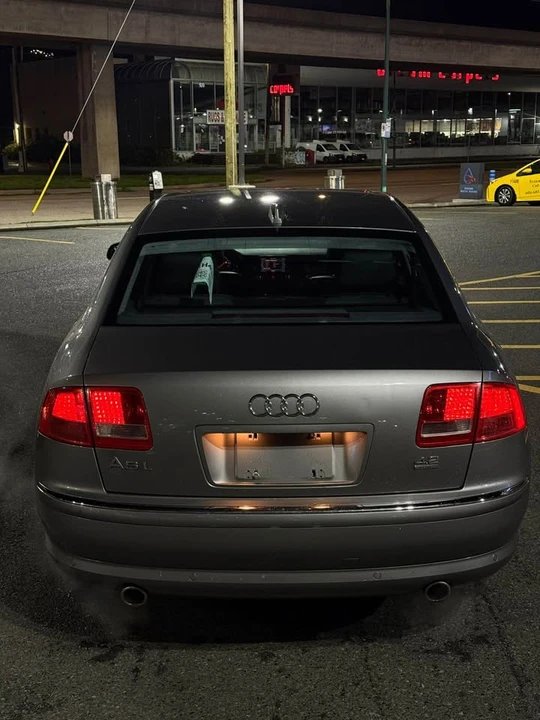 2004 Audi D3 A8 - Image 3 of 6
