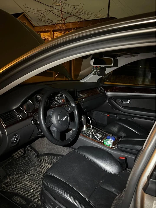 2004 Audi D3 A8 - Image 5 of 6