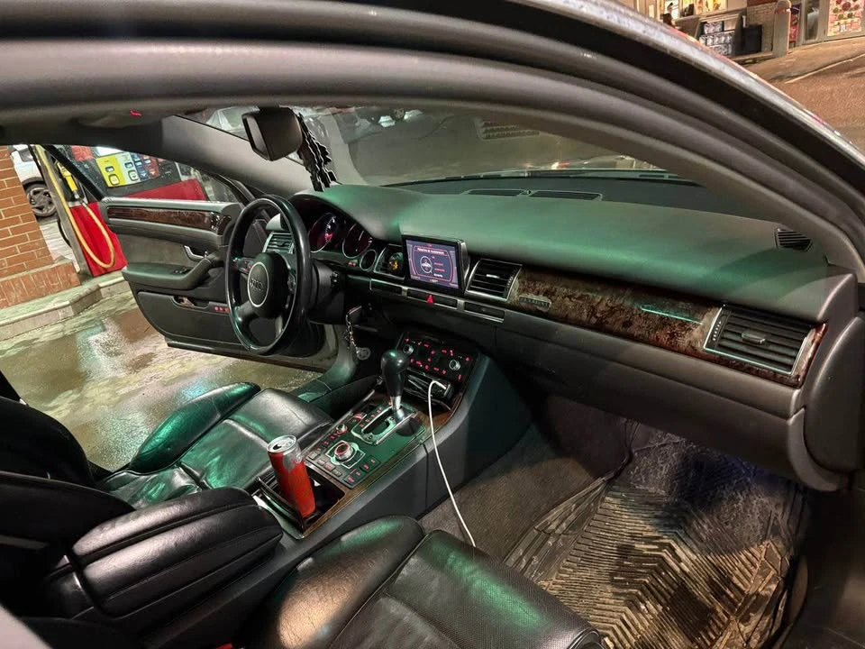 2004 Audi D3 A8 - Image 6 of 9