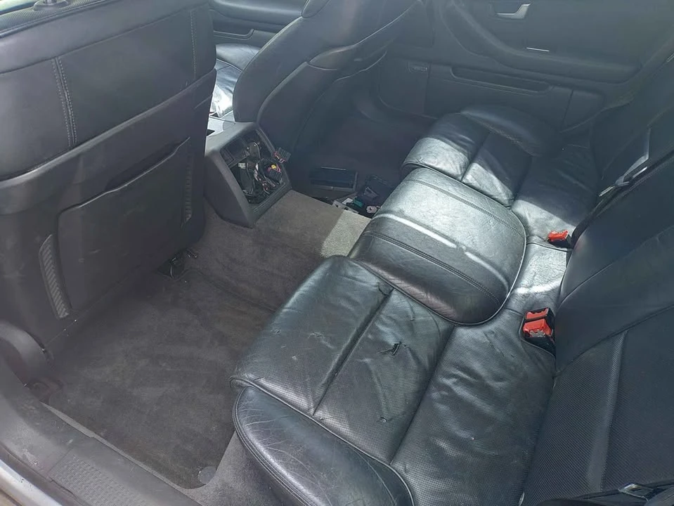 2004 Audi D3 A8 - Image 9 of 13
