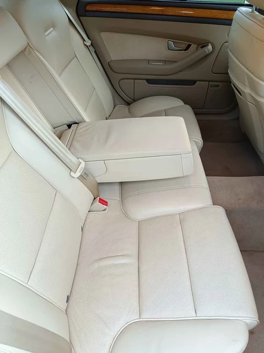 2004 Audi D3 A8 - Image 12 of 13