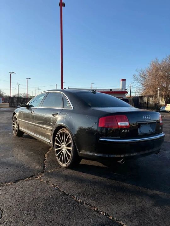 2004 Audi D3 A8 - Image 2 of 8