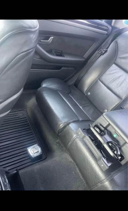 2004 Audi D3 A8 - Image 6 of 10