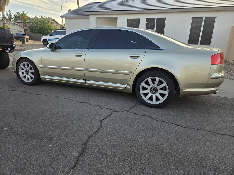2004 Audi D3 A8 - Image 4 of 10