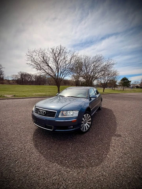 2004 Audi D3 A8 - Image 2 of 12