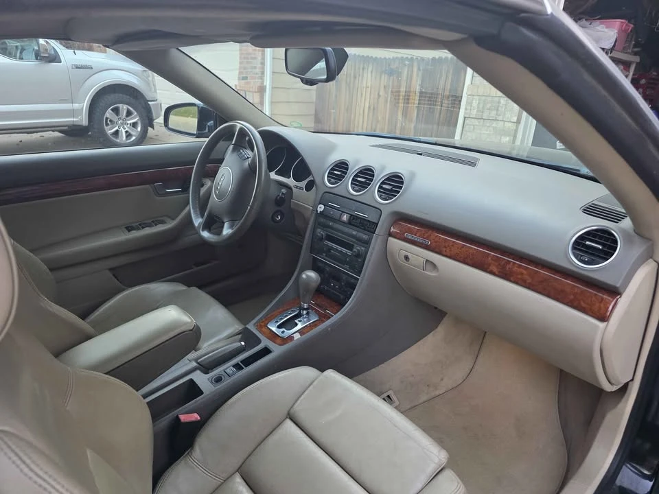 2004 Audi Coupe & Cabriolet - Image 5 of 8