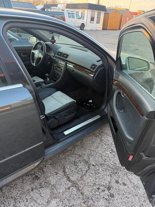 2004 Audi B6 S4 - Image 9 of 17