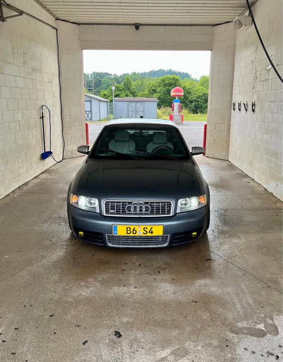 2004 Audi B6 S4 - Image 4 of 20