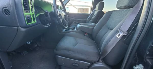 2004 Chevrolet Avalanche - Image 5 of 11