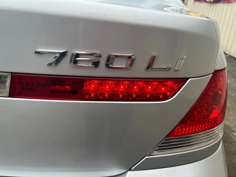 2004 BMW E65/E66 750i & 760i Sedan - Image 10 of 20