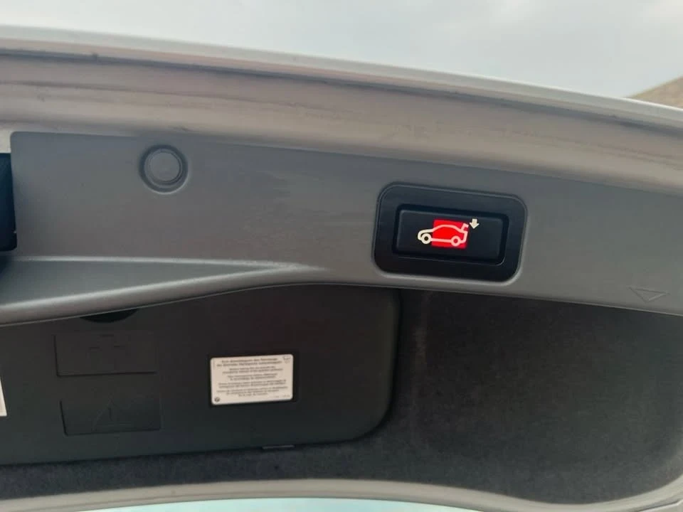 2004 BMW E65/E66 750i & 760i Sedan - Image 13 of 20