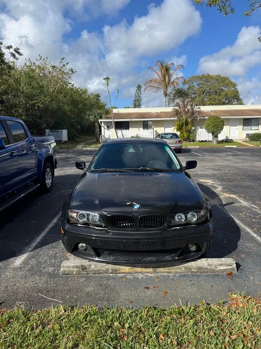 2004 BMW 3 Series - Image 3 of 4