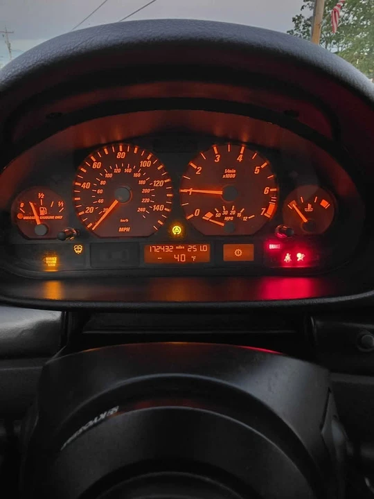 2004 BMW E46 3 Series - Image 8 of 14