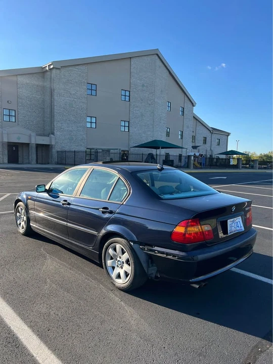 2004 BMW E46 3 Series - Image 4 of 11