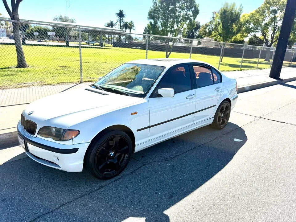 2004 BMW 3 Series - Image 2 of 10