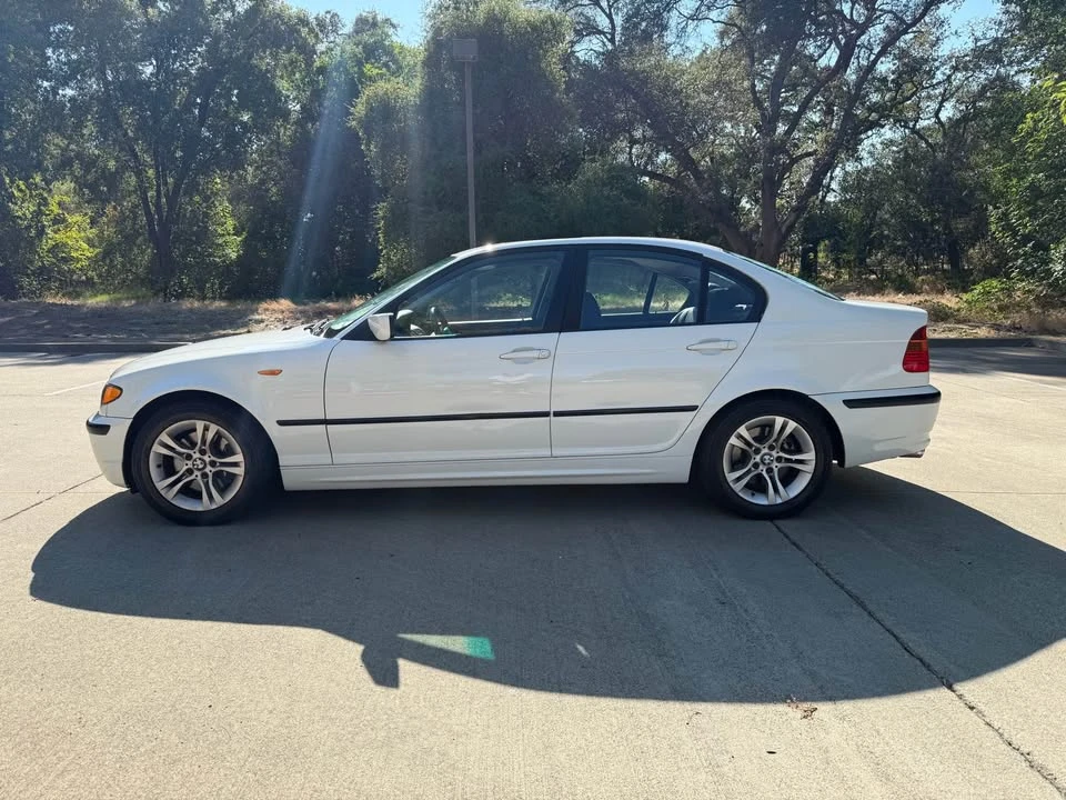 2004 BMW E46 3 Series - Image 2 of 11