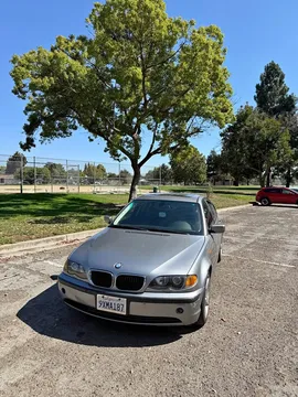 2004 BMW 3 Series 325i Sedan 4D