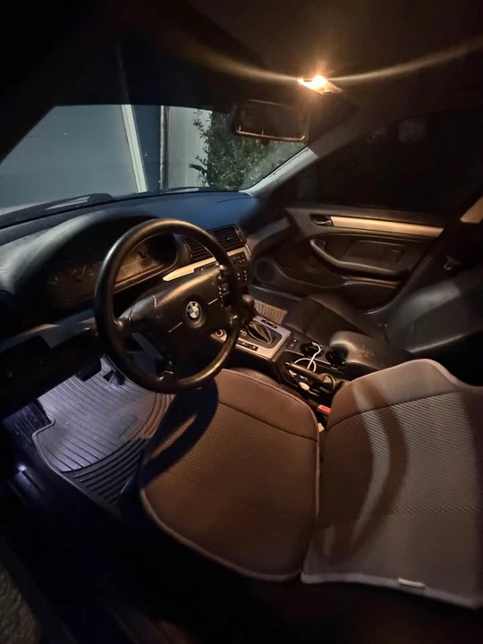2004 BMW E46 3 Series - Image 10 of 17