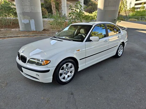 2004 BMW 3 Series 325i Sedan 4D