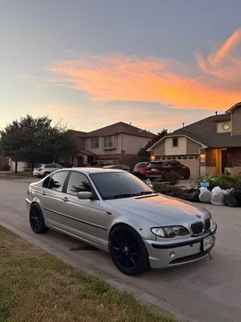 2004 BMW 3 Series 325i Sedan