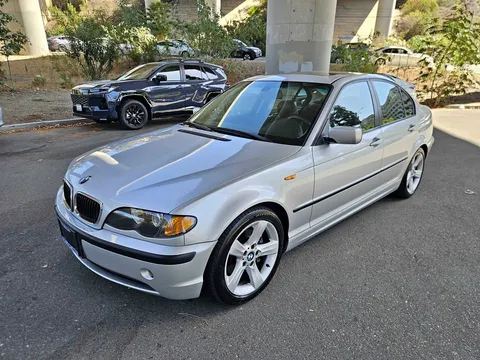 2004 BMW 3 Series 325i Sedan