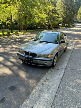 2004 BMW 3 Series 325i Sedan 4D