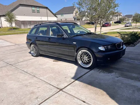 2004 BMW 3 Series 325i Wagon 4D