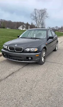 2004 BMW 3 Series 325xi AWD Sedan