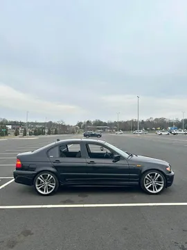 2004 BMW 3 Series 325xi AWD Sedan 4D