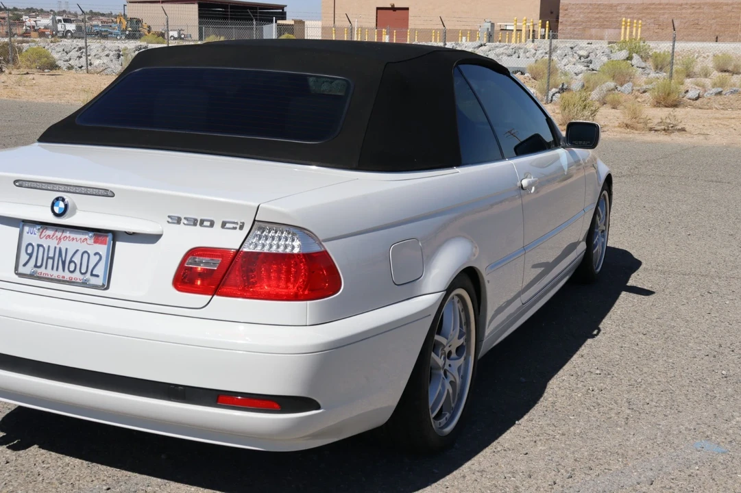 2004 BMW E46 330i & 330Ci - Image 12 of 21