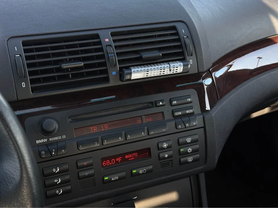 2004 BMW E46 330i & 330Ci - Image 18 of 20