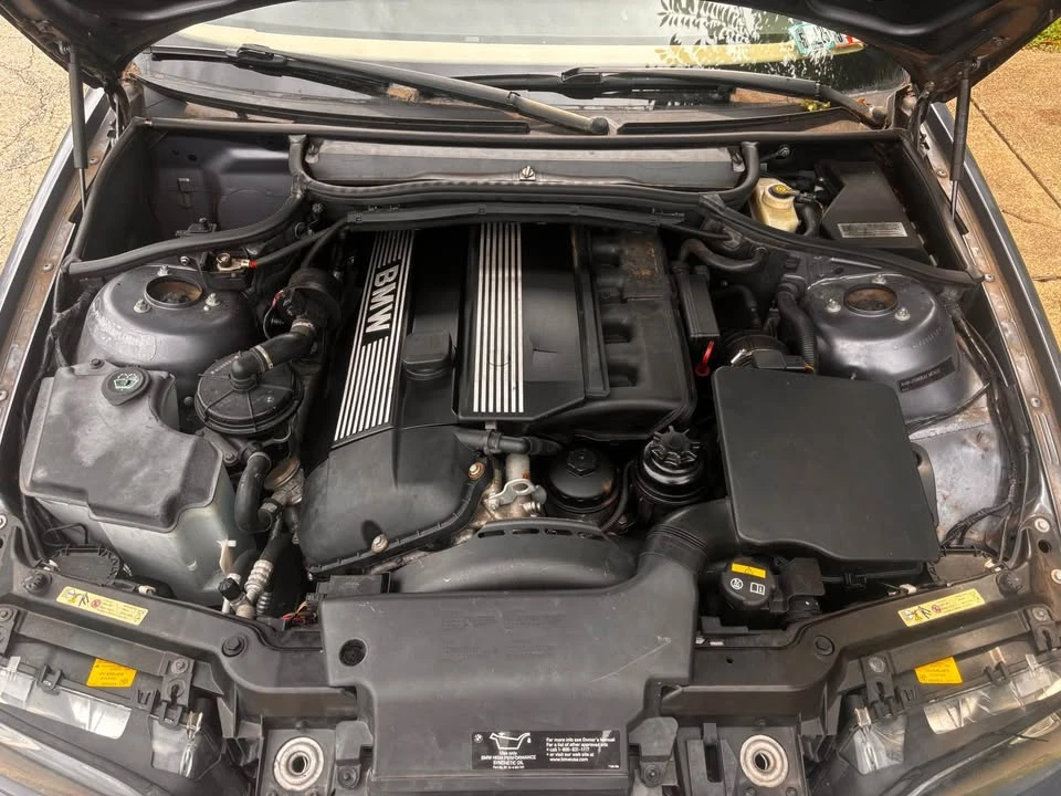 2004 BMW E46 330i & 330Ci - Image 12 of 13