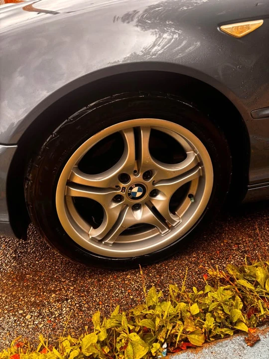 2004 BMW E46 330i & 330Ci - Image 2 of 13