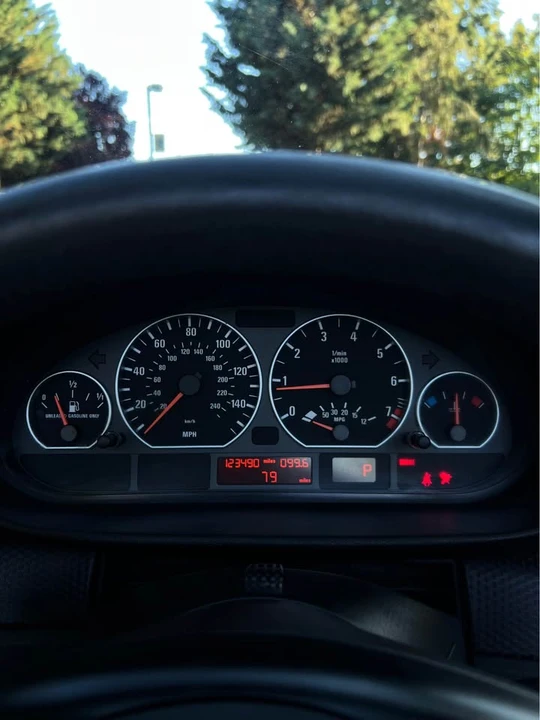 2004 BMW E46 330i & 330Ci - Image 9 of 10