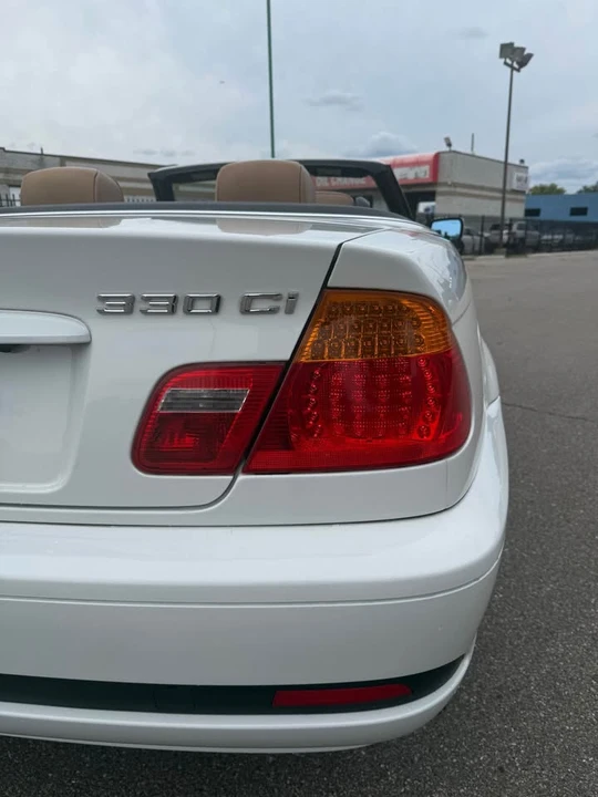 2004 BMW E46 330i & 330Ci - Image 9 of 17