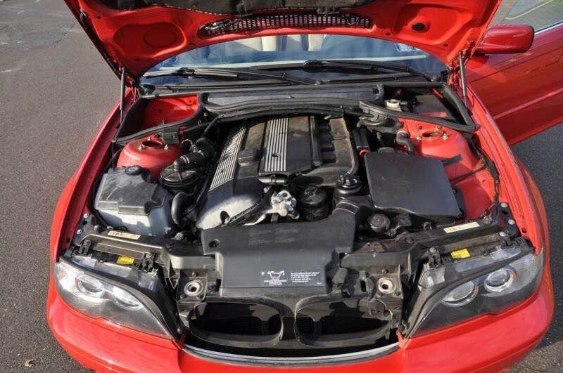 2004 BMW E46 330i & 330Ci - Image 17 of 18