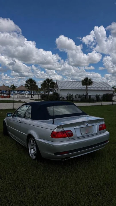 2004 BMW E46 330i & 330Ci - Image 2 of 9